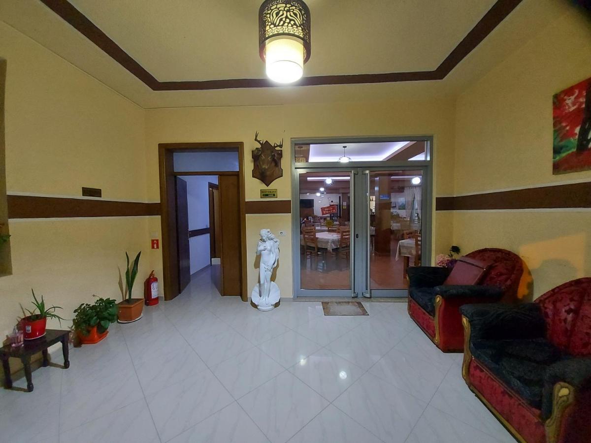 Hotel Kalemi Corovode Luaran gambar