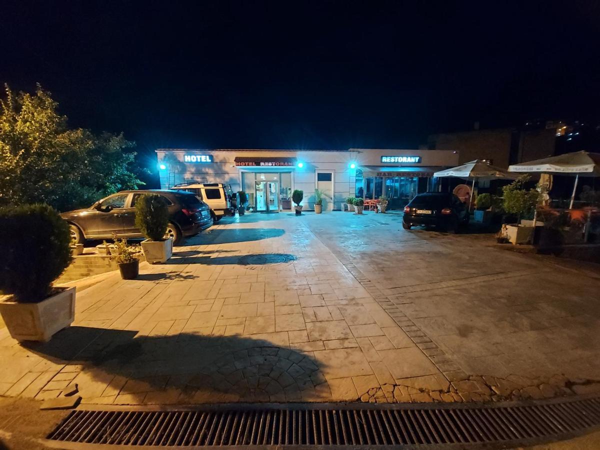 Hotel Kalemi Corovode Luaran gambar